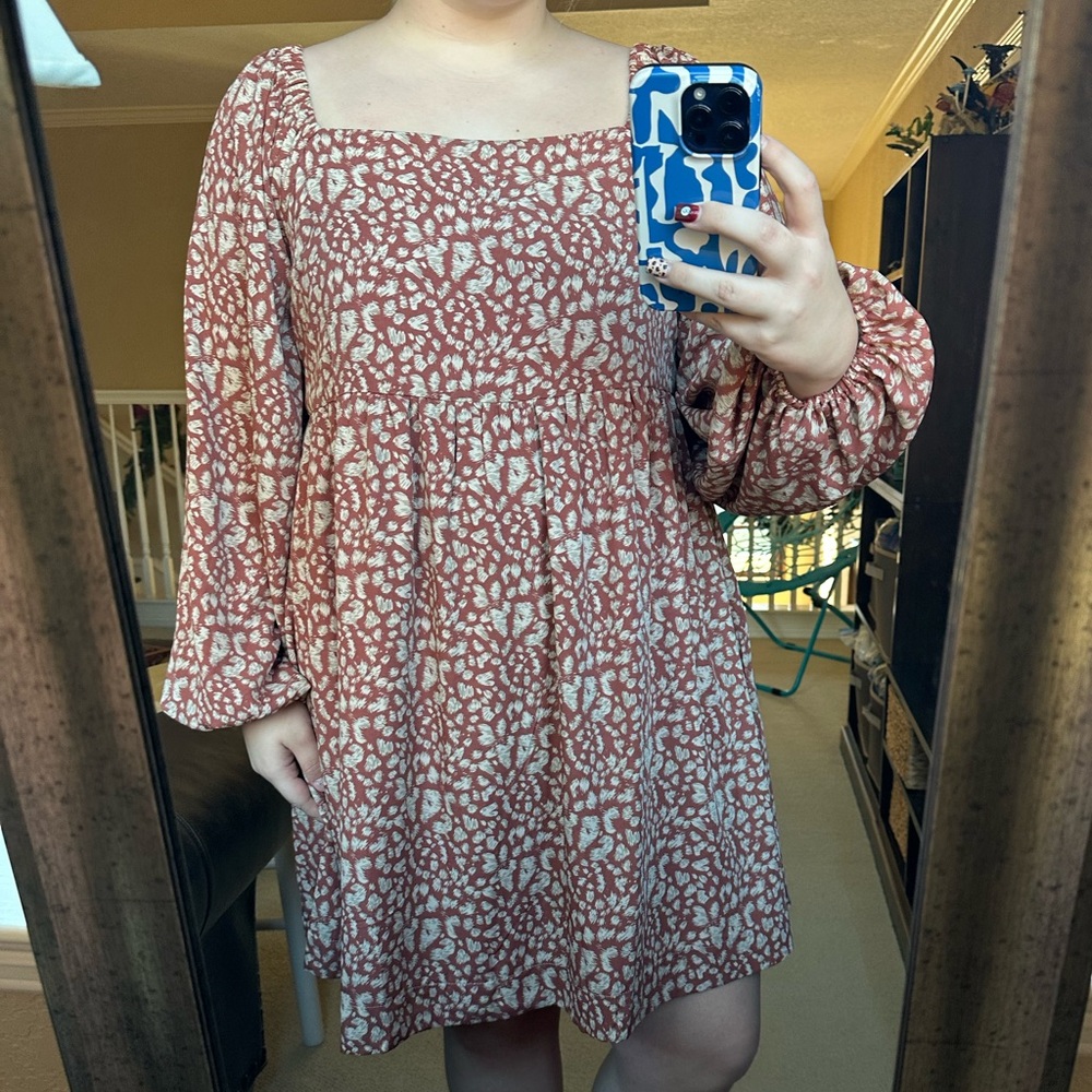 women’s cheetah print long sleeve dress - very j!